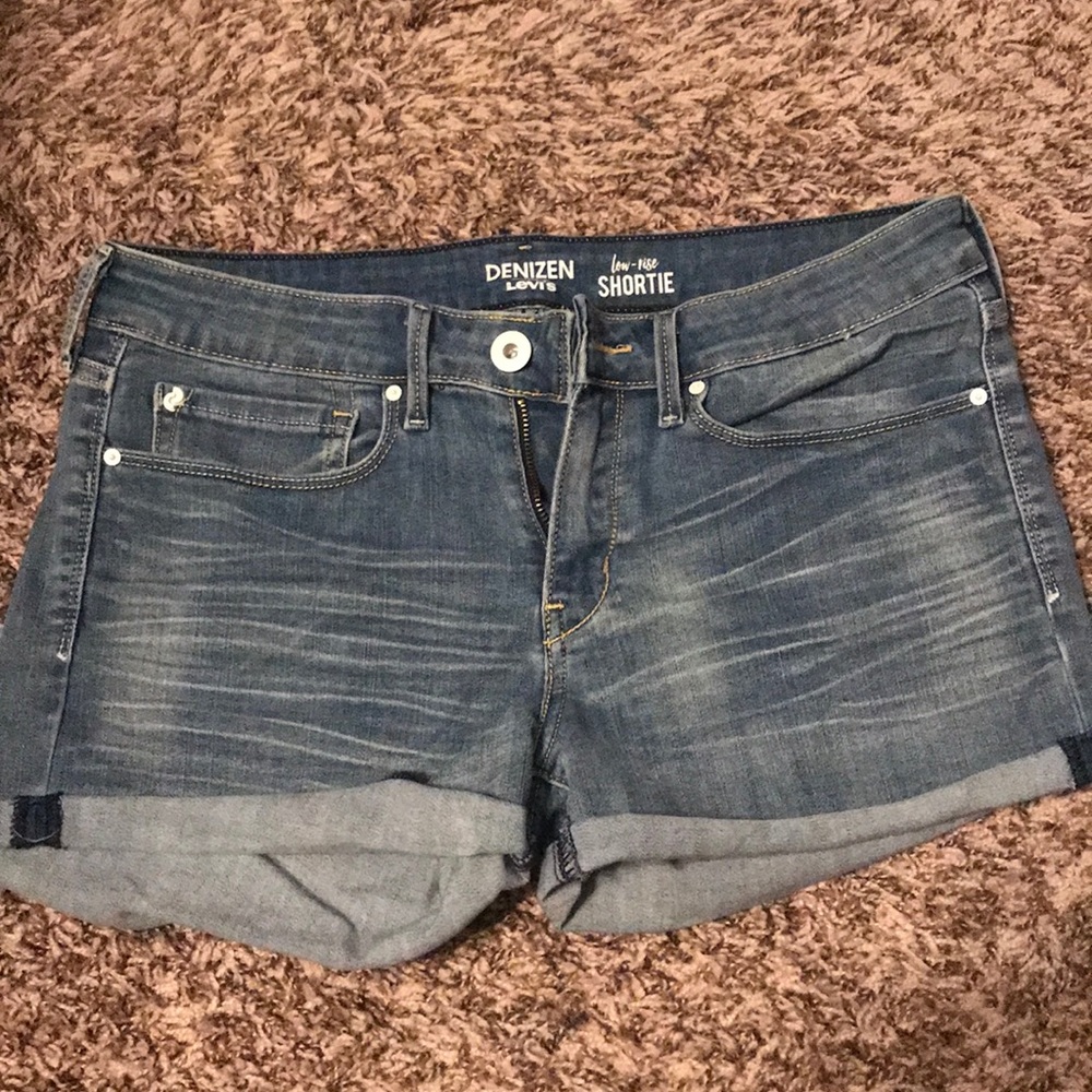 Denizen Levi’s Low Rise Shortie